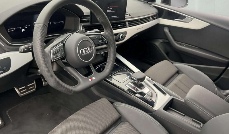
								2024 Audi A5 Sportback 40 TDI Quattro S-Line Competition Matrix Cockpit full									