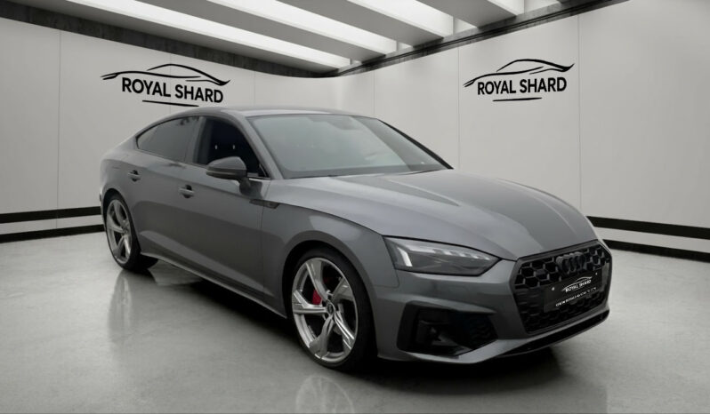 
								2024 Audi A5 Sportback 40 TDI Quattro S-Line Competition Matrix Cockpit full									