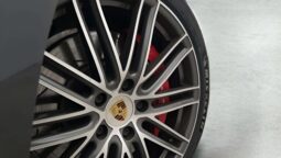 
										2019 Porsche Panamera GTS Sport Turismo 460hp Chrono PASM Pano full									