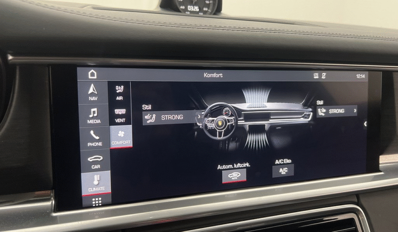 
								2019 Porsche Panamera GTS Sport Turismo 460hp Chrono PASM Pano full									