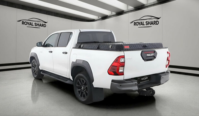 
								2021 Toyota Hilux Double Cab 2.8 4WD Invincible Towbar JBL full									
