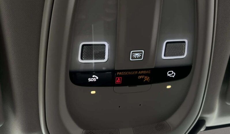 
								2023 Volvo XC60 B4 Plus Dark Heater 360° Navi Leather 4-Zone Traction full									