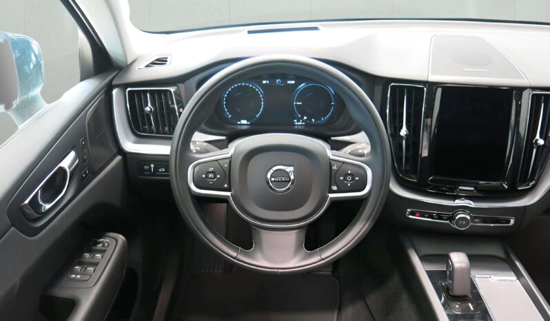 
								2021 Volvo XC60 T6 AWD Recharge Inscription HK Panorama 340hp full									