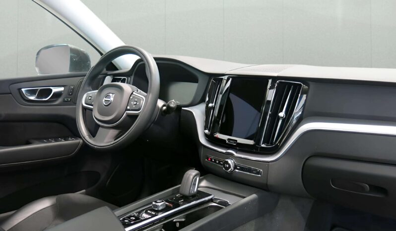
								2021 Volvo XC60 T6 AWD Recharge Inscription HK Panorama 340hp full									