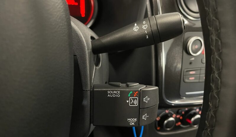 
								2019 Dacia Logan 1.5 Blue dCi Laureate Cruise Control StartStop full									
