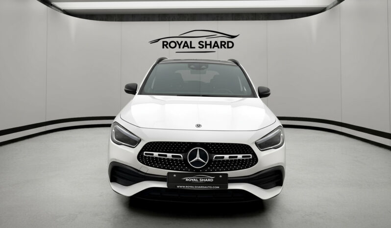 
								2020 Mercedes-Benz GLA 250 4M 224hp AMG Pano Wide Burmest Camera full									