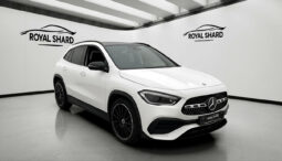 
										2020 Mercedes-Benz GLA 250 4M 224hp AMG Pano Wide Burmest Camera full									
