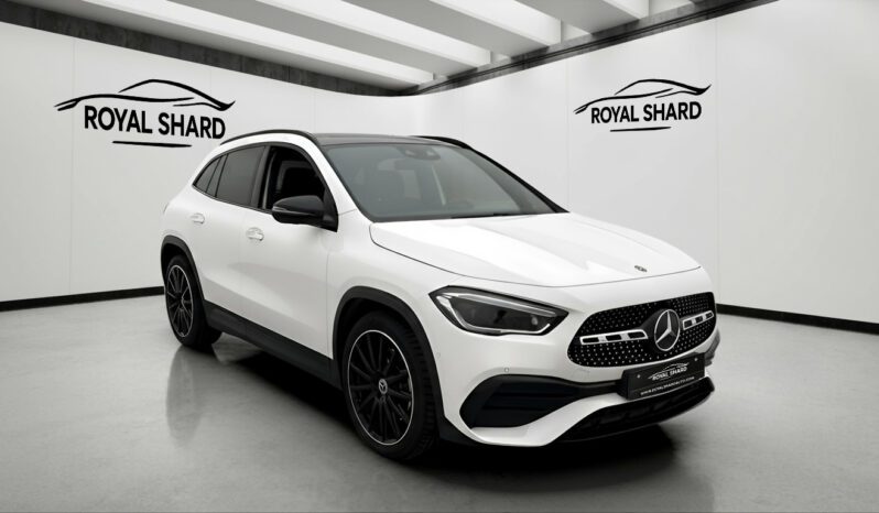 
								2020 Mercedes-Benz GLA 250 4M 224hp AMG Pano Wide Burmest Camera full									
