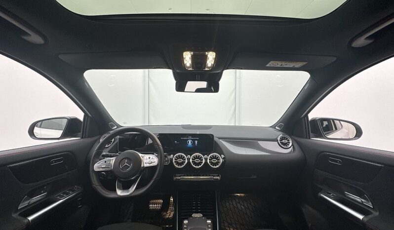 
								2020 Mercedes-Benz GLA 250 4M 224hp AMG Pano Wide Burmest Camera full									