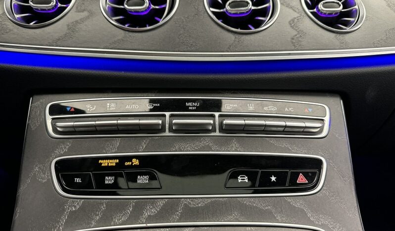 
								2021 Mercedes-Benz CLS 400d 4M Coupé AMG Designo full									