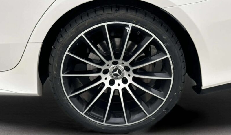 
								2021 Mercedes-Benz CLS 400d 4M Coupé AMG Designo full									
