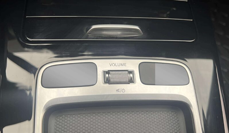 
								2024 Mercedes-Benz CLA 200 Coupé AMG Line Widescreen Camera Night Package full									