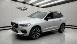 2020 Volvo XC60 B4 AWD 197hp R-Design HK Pano HUD 360° Navi