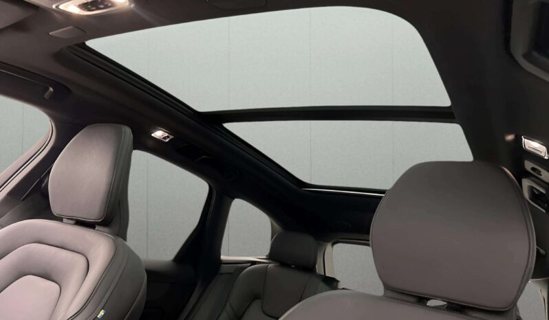 
								2020 Volvo XC60 B4 AWD 197hp R-Design HK Pano HUD 360° Navi full									