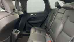 
										2020 Volvo XC60 B4 AWD 197hp R-Design HK Pano HUD 360° Navi full									