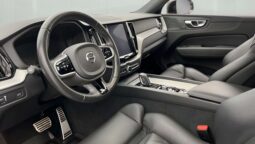 
										2020 Volvo XC60 B4 AWD 197hp R-Design HK Pano HUD 360° Navi full									