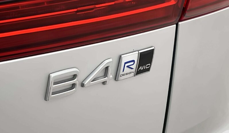 
								2020 Volvo XC60 B4 AWD 197hp R-Design HK Pano HUD 360° Navi full									