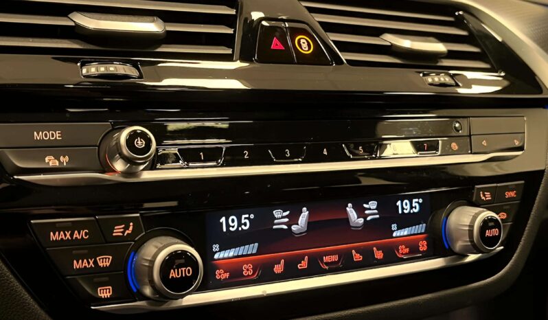 
								2022 BMW 540d xDrive Touring M Sport Panorama HUD Steptronic 340hp full									