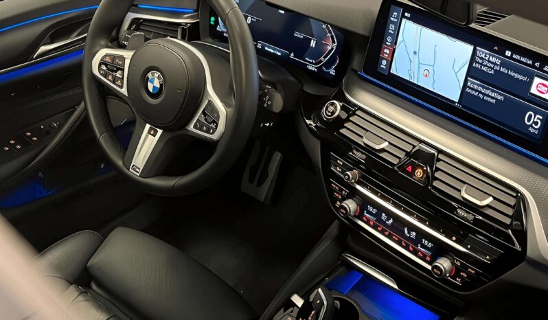 
								2022 BMW 540d xDrive Touring M Sport Panorama HUD Steptronic 340hp full									